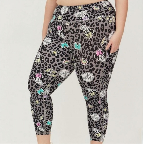 Torrid Disney Minnie High Rise Performance Core Crop Legging  Leopard 2X - Picture 1 of 7